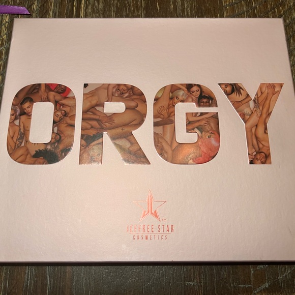 Jeffree Star Orgy Palette - Picture 3 of 4
